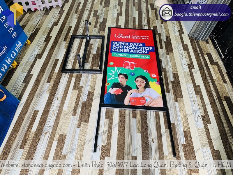 standee-khung-sat-ngoai-troi-re